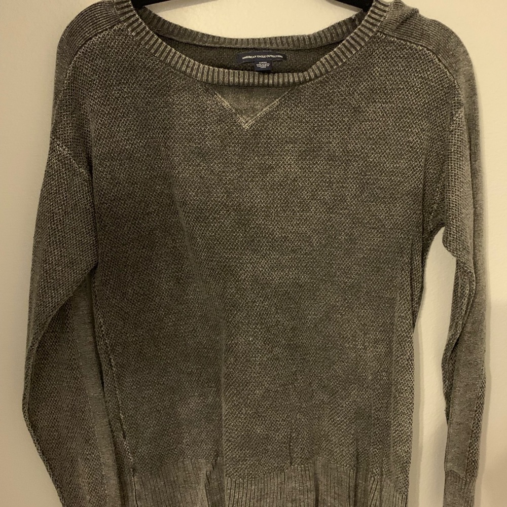 Dark gray American eagle sweater